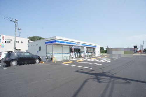 【コンビニエンスストア】ローソン　佐野大橋町店まで717ｍ