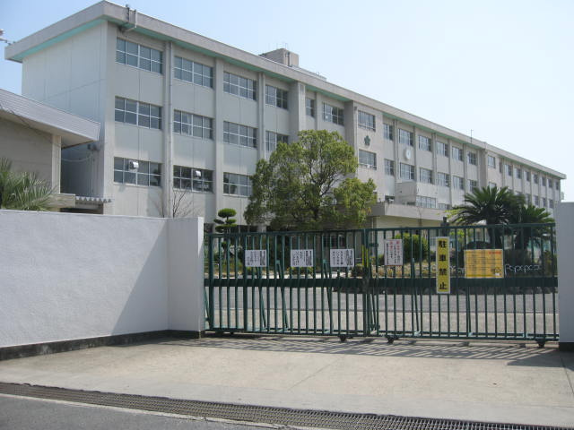 【小学校】寝屋川市立和光小学校まで405ｍ