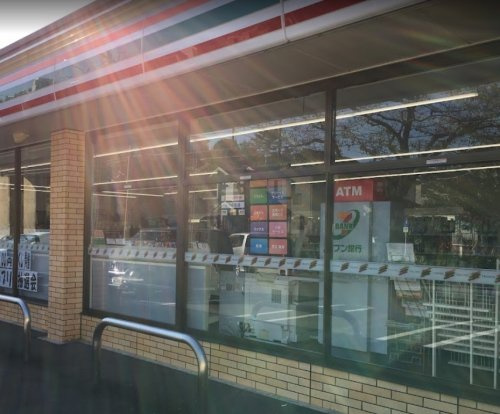 【コンビニエンスストア】セブンイレブン　町田南成瀬さくら通り店まで703ｍ