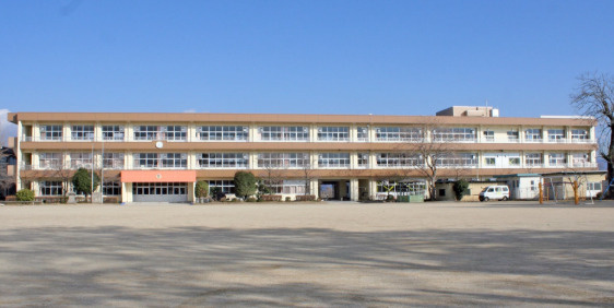 【小学校】東横野小学校まで549ｍ