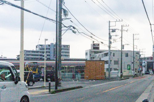 【コンビニエンスストア】セブンイレブン　海老名東柏ケ谷2丁目店まで500ｍ