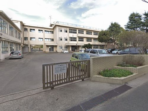 【中学校】小田原市立白鴎中学校まで631ｍ