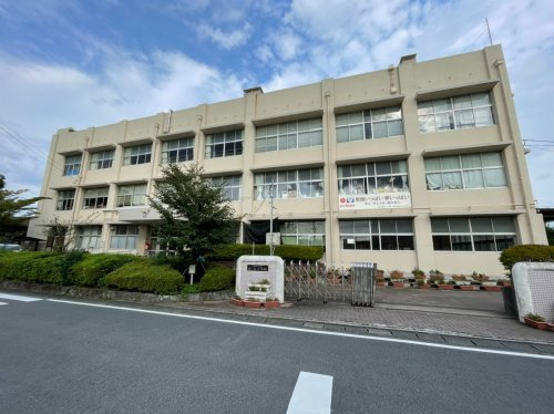 【小学校】熊本市立尾ノ上小学校まで423ｍ