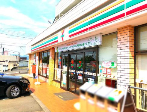 【コンビニエンスストア】セブンイレブン　茨城真壁古城店まで1288ｍ