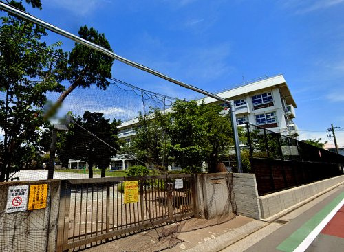 【小学校】武蔵野市立第三小学校まで961ｍ