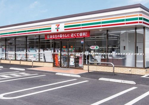 【コンビニエンスストア】セブンイレブン　姫路白浜町北店まで1249ｍ