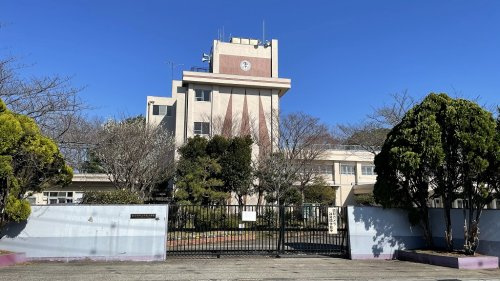 【小学校】春日部市立牛島小学校まで150ｍ
