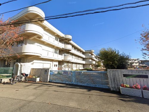 【小学校】相模原市立淵野辺東小学校まで640ｍ