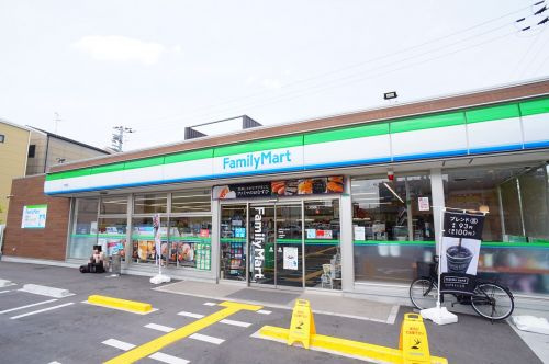【コンビニエンスストア】ファミリーマート平野店まで200ｍ