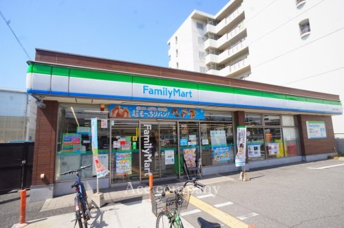 【コンビニエンスストア】ファミリーマート八尾天王寺屋店まで30ｍ