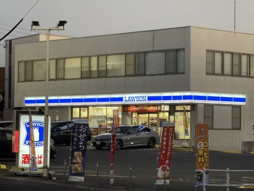 【コンビニエンスストア】ローソン　名東社台店まで403ｍ
