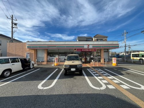【コンビニエンスストア】セブンイレブン　尼崎額田町店まで343ｍ