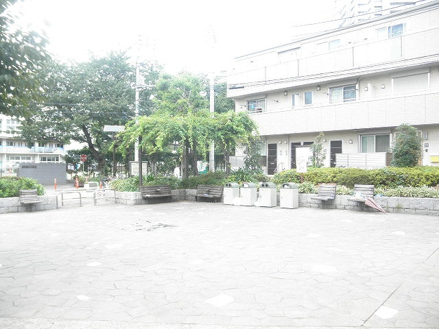 【公園】駕籠町公園まで427ｍ