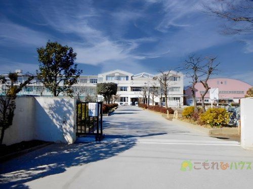 【中学校】桶川市立桶川中学校まで650ｍ