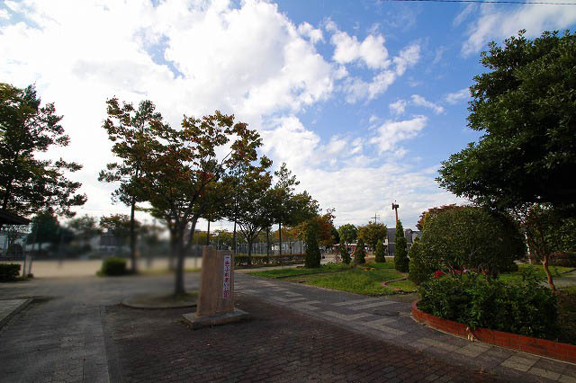 【公園】一色ふれあい公園まで364ｍ