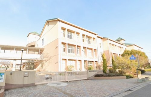 【小学校】高砂市立荒井小学校まで987ｍ