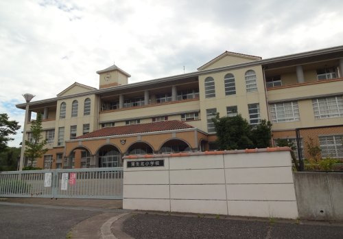 【小学校】東近江市立蒲生北小学校まで2307ｍ