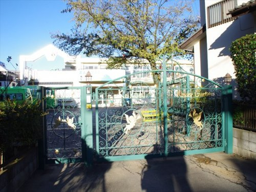 【幼稚園】角栄幼稚園まで382ｍ