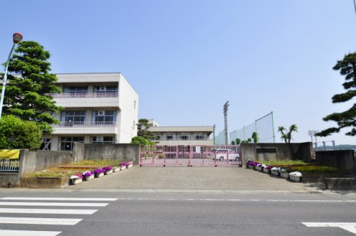 【中学校】東松山市立東中学校まで1100ｍ