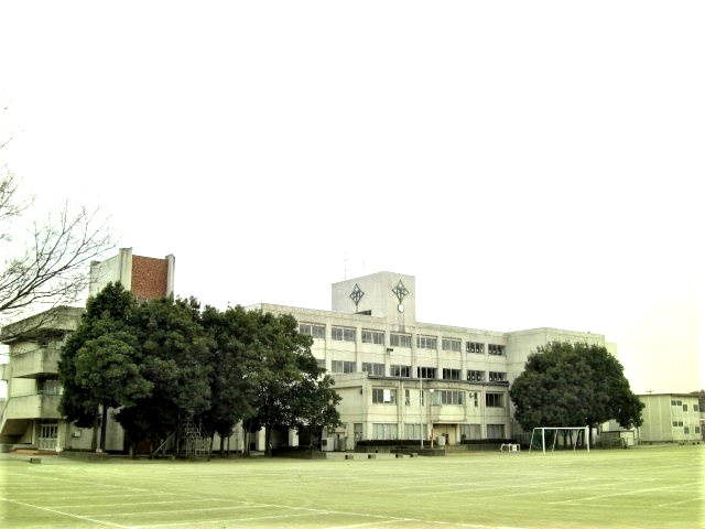 【中学校】吉見町立吉見中学校まで2681ｍ