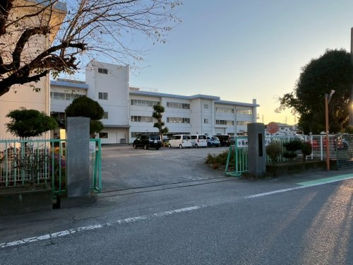 【小学校】藤岡市立小野小学校まで955ｍ