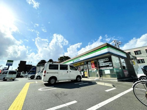 【コンビニエンスストア】ファミリーマート和光中央店まで670ｍ