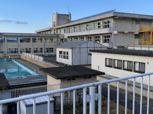 【小学校】小名浜東小学校まで628ｍ