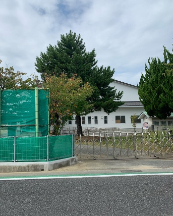 【小学校】四倉小学校まで792ｍ
