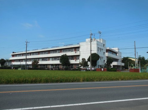 【小学校】鴻巣市立松原小学校まで815ｍ