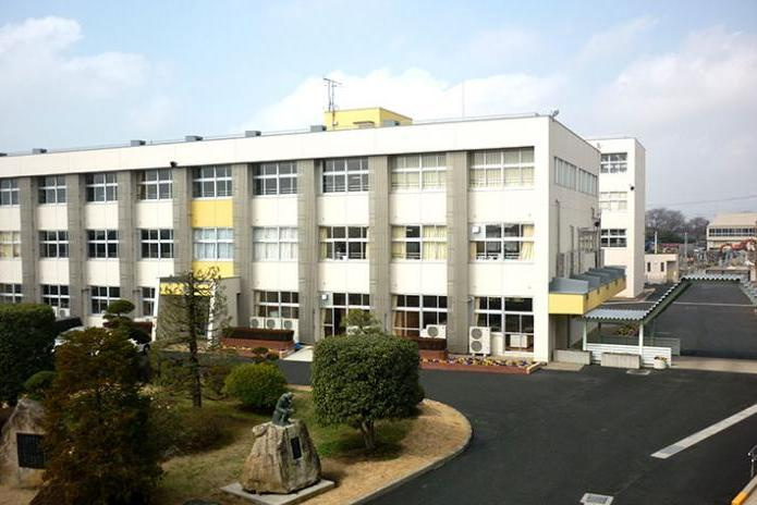 【中学校】筑西市立下館中学校まで298ｍ