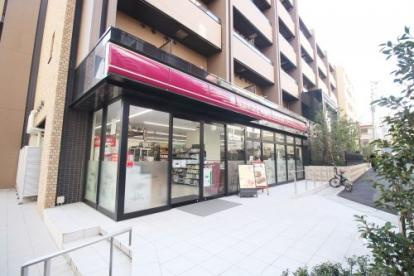 【コンビニエンスストア】ナチュラルローソン　NL南麻布二丁目店まで698ｍ