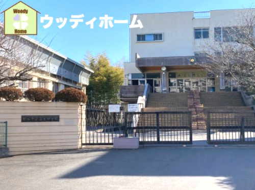 【中学校】越谷市立富士中学校まで1800ｍ
