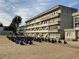 【中学校】八千代市立高津中学校まで200ｍ