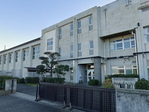 【中学校】藤沢市立長後中学校まで1637ｍ