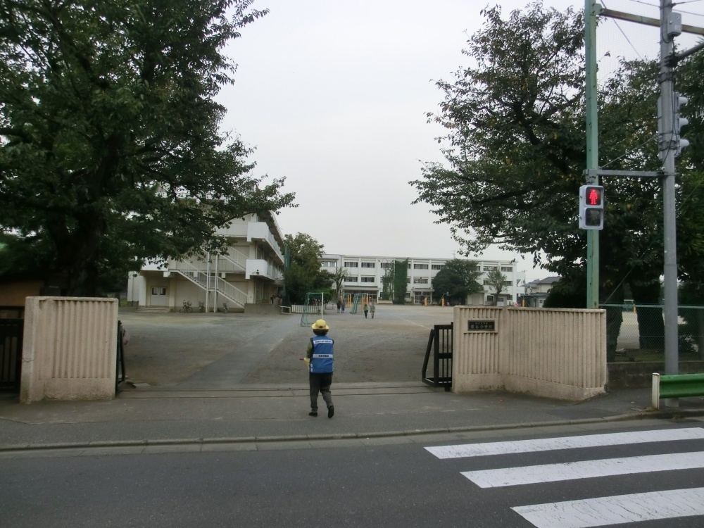 【小学校】西東京市立保谷小学校まで677ｍ