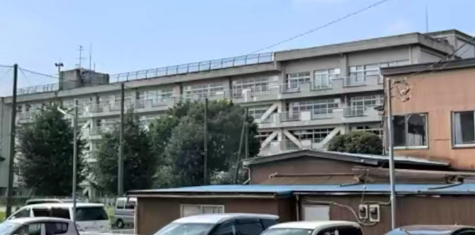 【中学校】松戸市立金ケ作中学校まで942ｍ