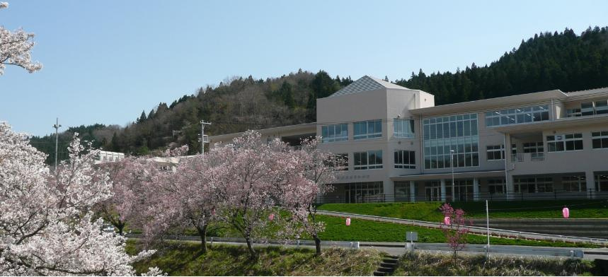 【小学校】石川小学校まで695ｍ