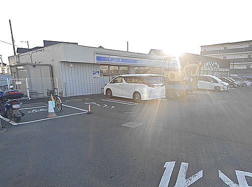 【コンビニエンスストア】ローソン相模原上鶴間本町店まで294ｍ