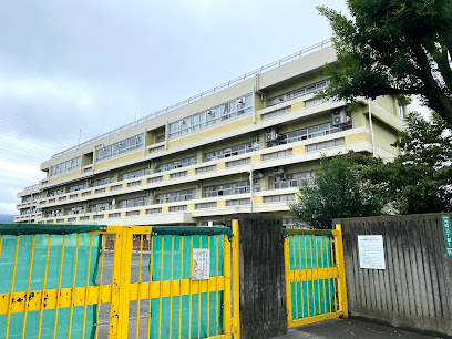 【小学校】国分寺市立第二小学校まで1232ｍ