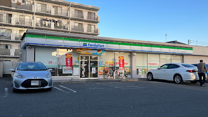 【コンビニエンスストア】ファミリーマート　羽村市役所通店まで596ｍ