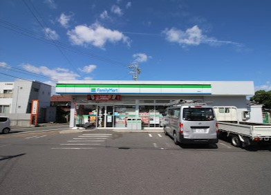 【コンビニエンスストア】ファミリーマート　福島店まで481ｍ