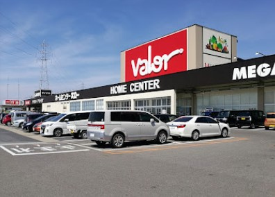 【ホームセンター】ホームセンター　Valor(バロー)　メガストア稲沢平和店まで2083ｍ