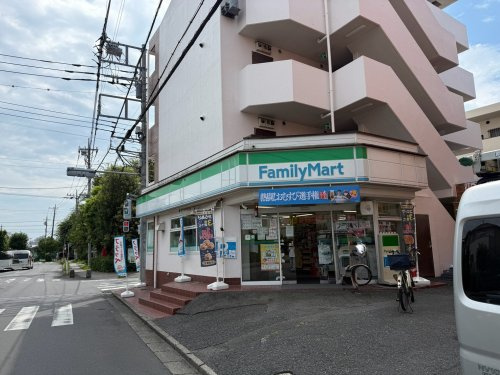 【コンビニエンスストア】ファミリーマート　武蔵村山大南店まで405ｍ