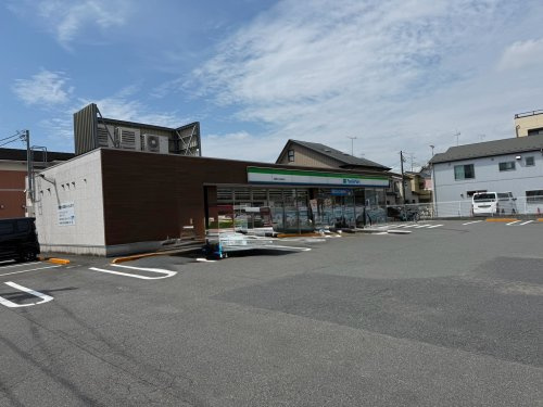 【コンビニエンスストア】ファミリーマート　武蔵村山大南通り店まで294ｍ