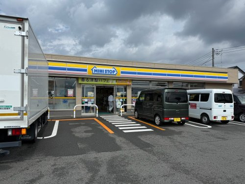 【コンビニエンスストア】ミニストップ　武蔵村山大南店まで359ｍ