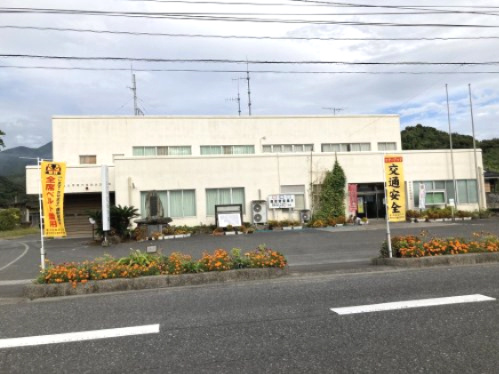 【市役所・区役所】垂水市役所　新城支所まで473ｍ
