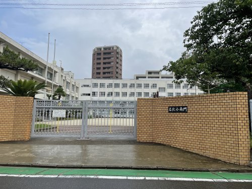 【小学校】名古屋市立名北小学校まで977ｍ