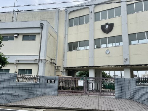 【中学校】名古屋市立若葉中学校まで892ｍ