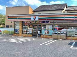 【コンビニエンスストア】セブンイレブン　草加栄町1丁目店まで100ｍ