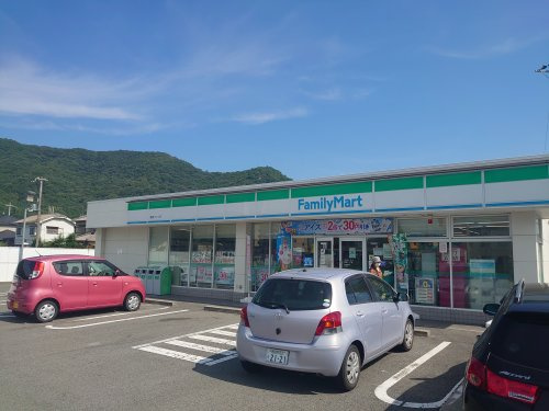 【コンビニエンスストア】ファミリーマート　豊富ランプ店まで2336ｍ